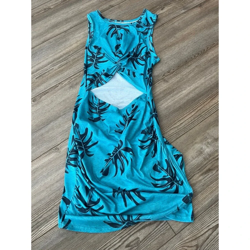 Dress - Picture 4 of 4